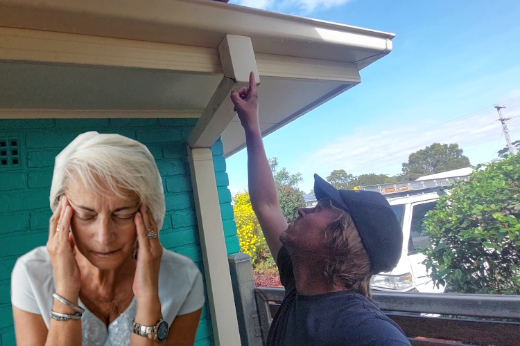 
narooma Gutter Cleaning Specialist Demonstrates Downpipe Blockage to Customer